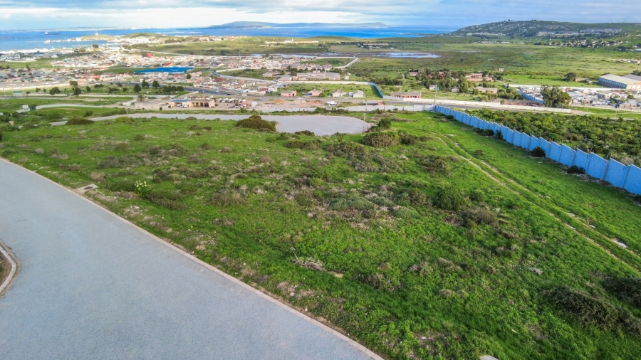 0 Bedroom Property for Sale in Hoogland Western Cape